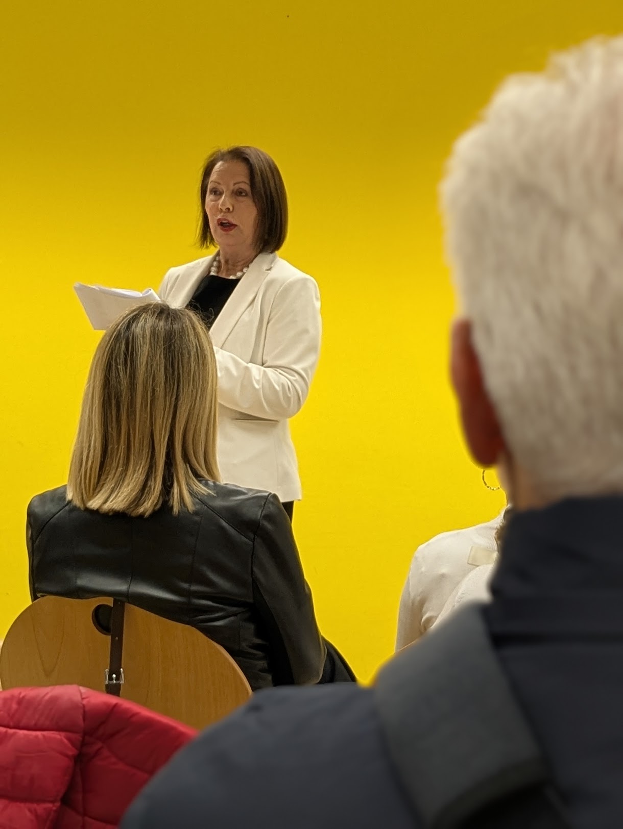 foto otroci in govornica